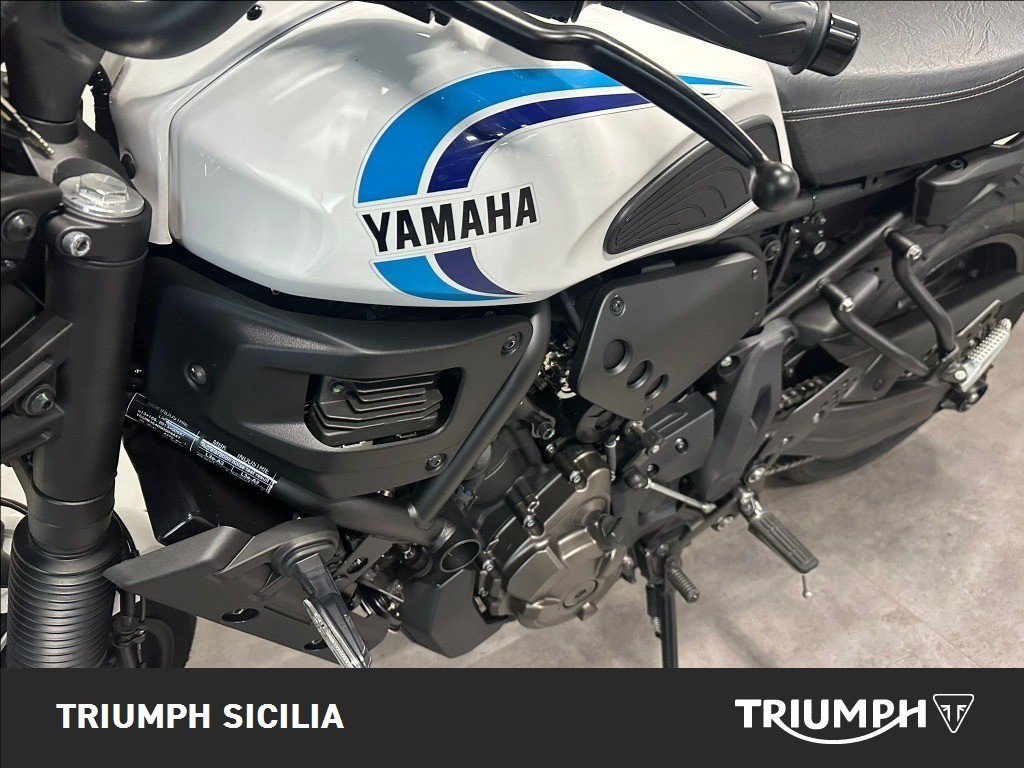 YAMAHA XSR 700 Abs