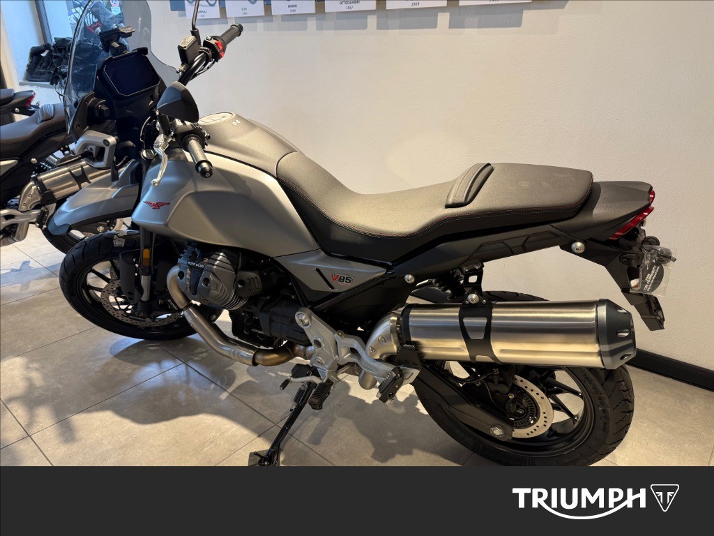 MOTO GUZZI V85 Strada Abs