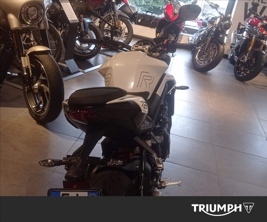 TRIUMPH Street Triple 765 R
