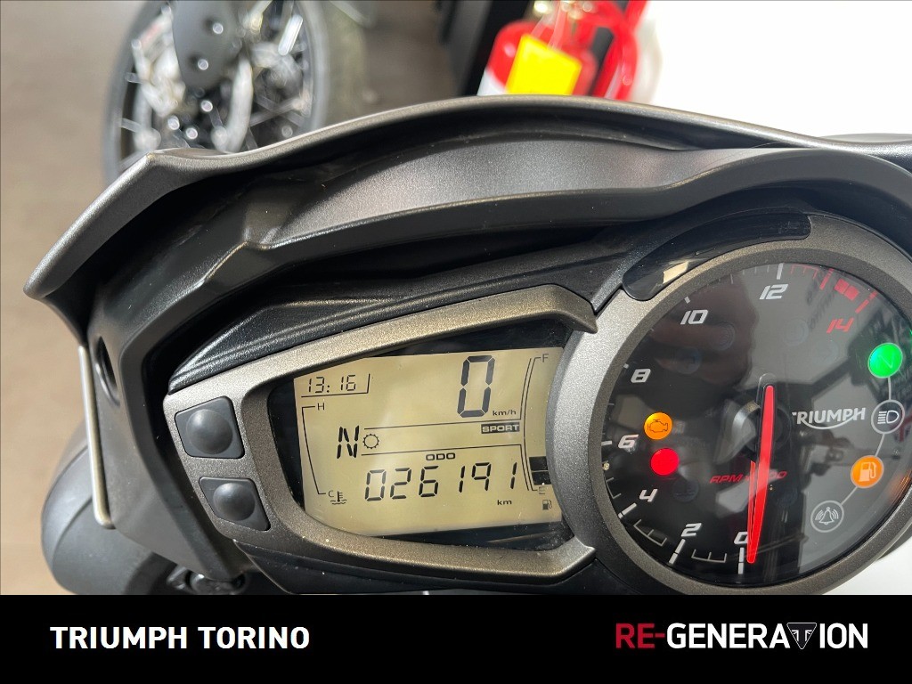 TRIUMPH Street Triple 765 R