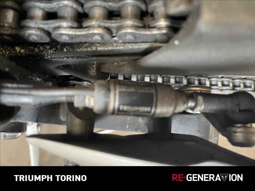 TRIUMPH Street Triple 765 R