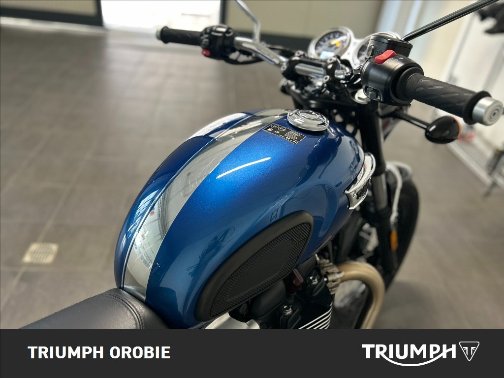 TRIUMPH Bonneville 900 T100 E5