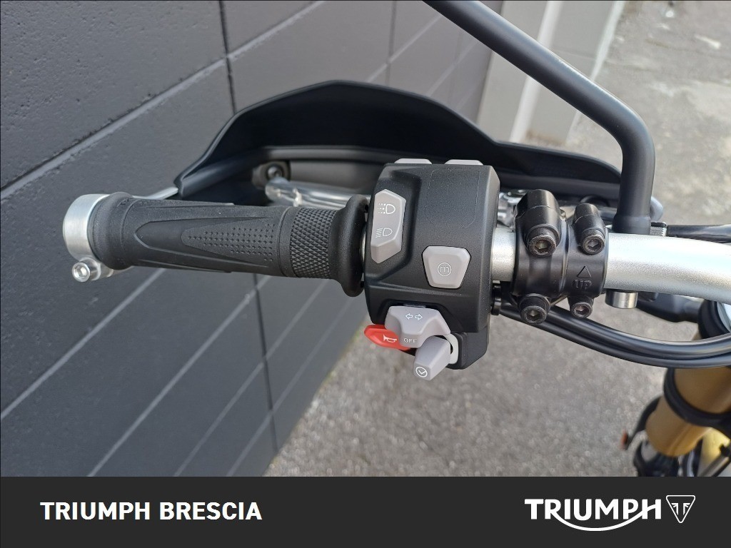 TRIUMPH Scrambler 1200 XE Icon Edition Abs #8