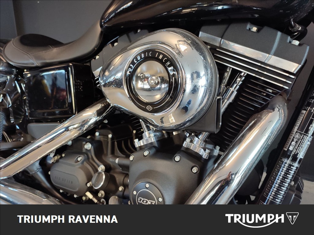 HARLEY-DAVIDSON Dyna Street Bob 1690 