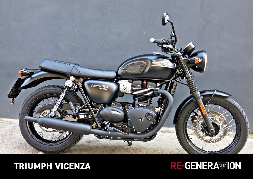 TRIUMPH Bonneville 900 T100 Black