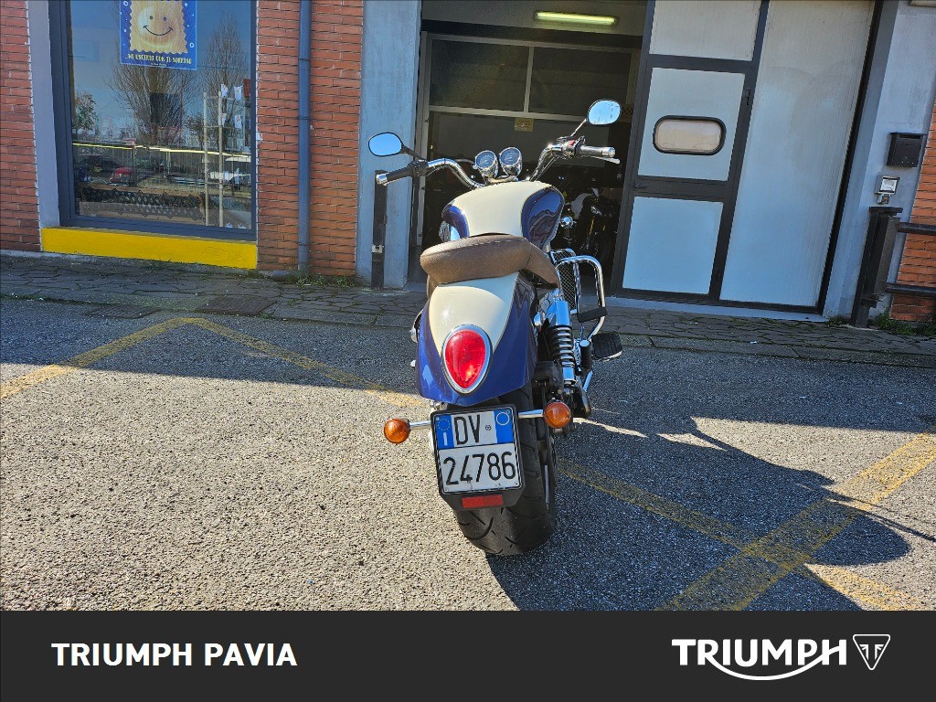 TRIUMPH Rocket III 2300 Classic