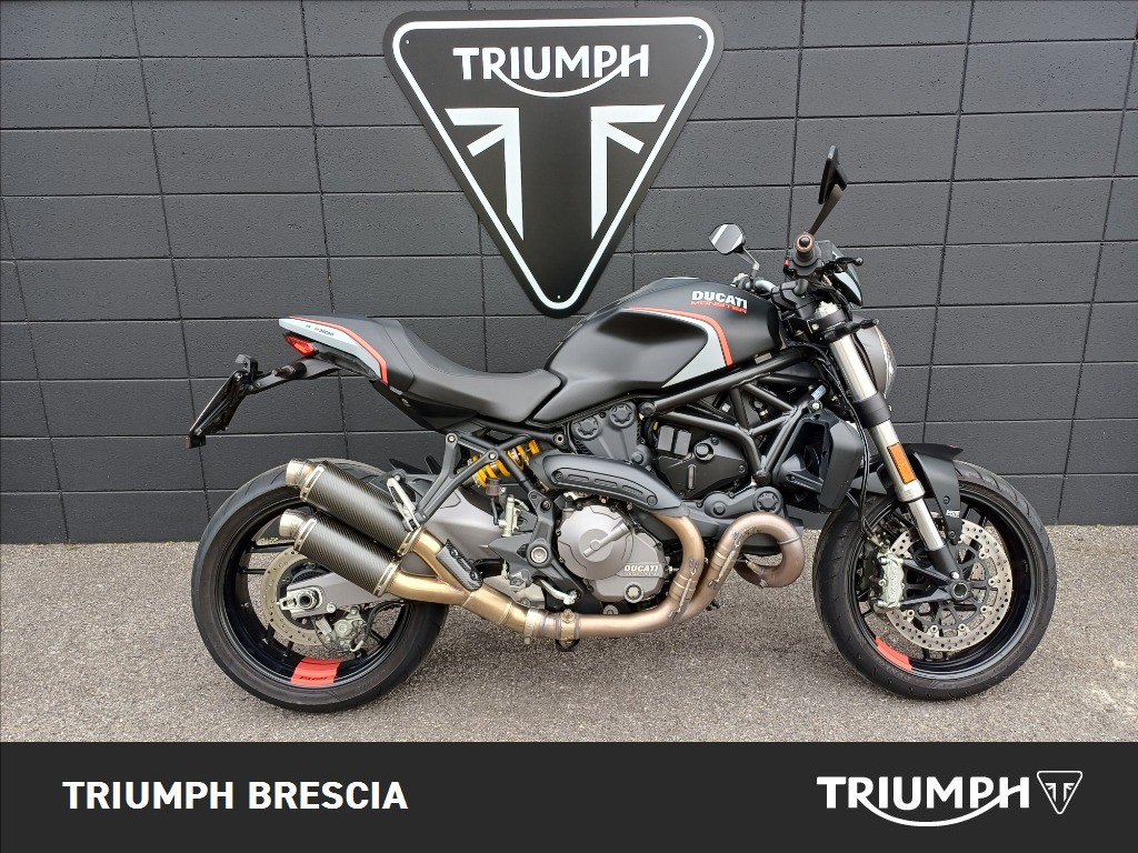 DUCATI Monster 821 Stealth