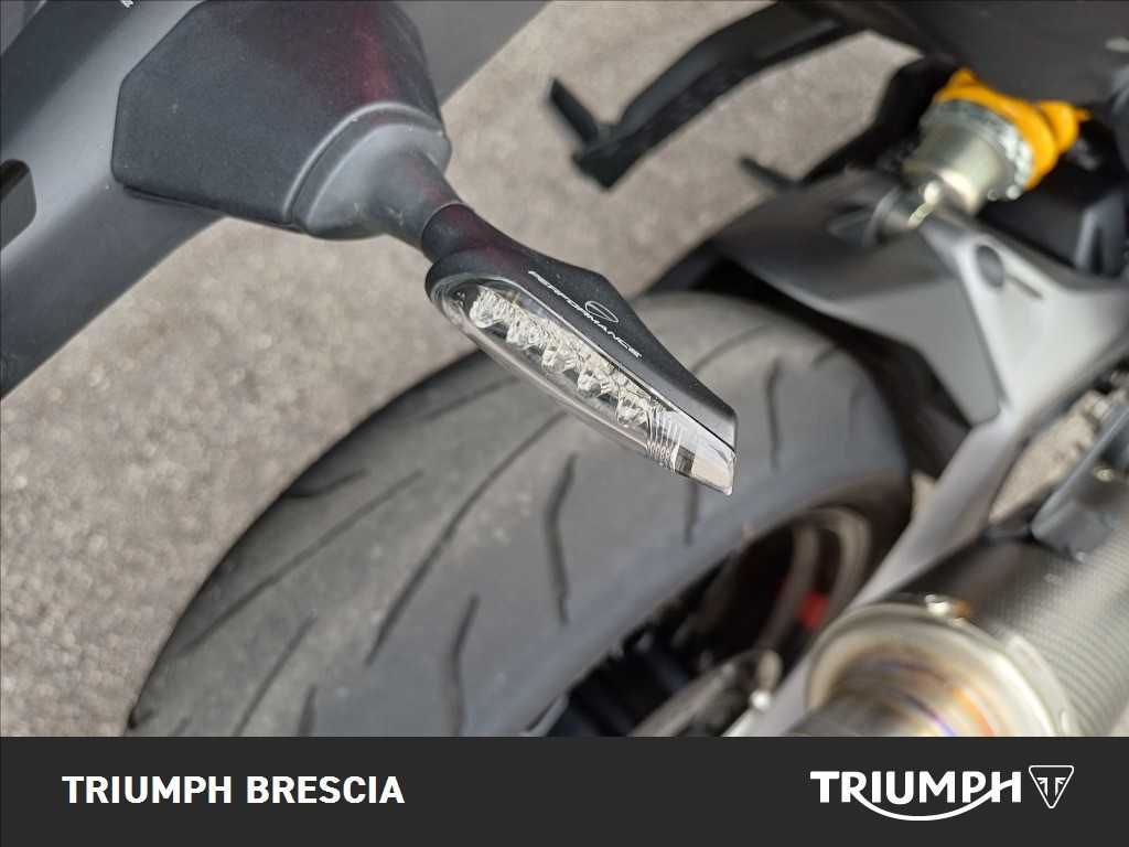 DUCATI Monster 821 Stealth