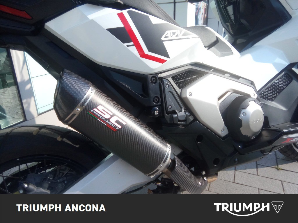 HONDA X-ADV 750 DCT Abs