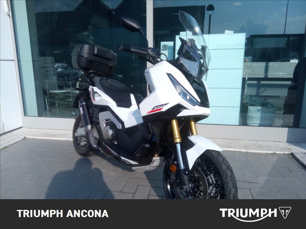 HONDA X-ADV 750 DCT Abs