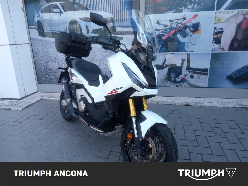 HONDA X-ADV 750 DCT Abs #9