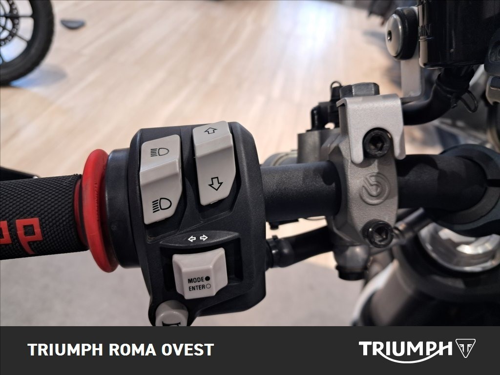 DUCATI Monster 937 Iceberg white