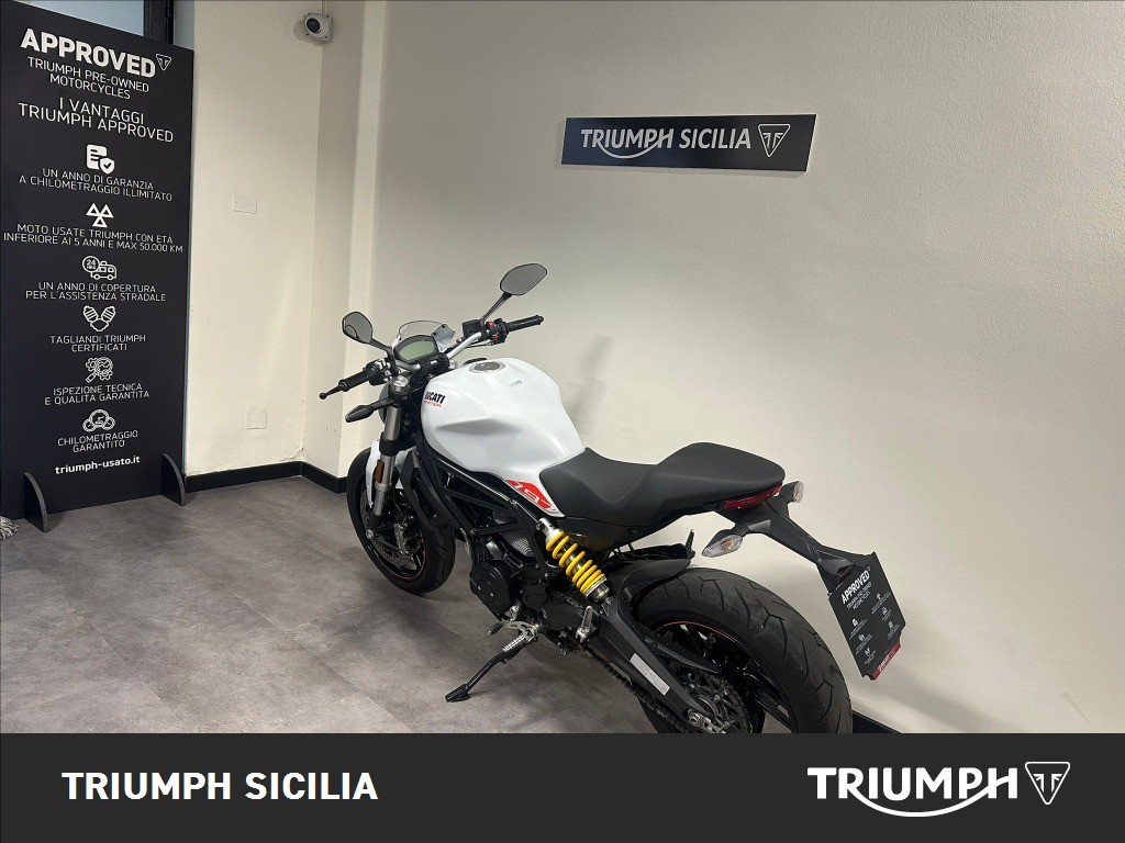DUCATI Monster 797 plus White