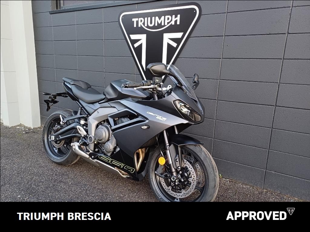 TRIUMPH Daytona 660 Abs