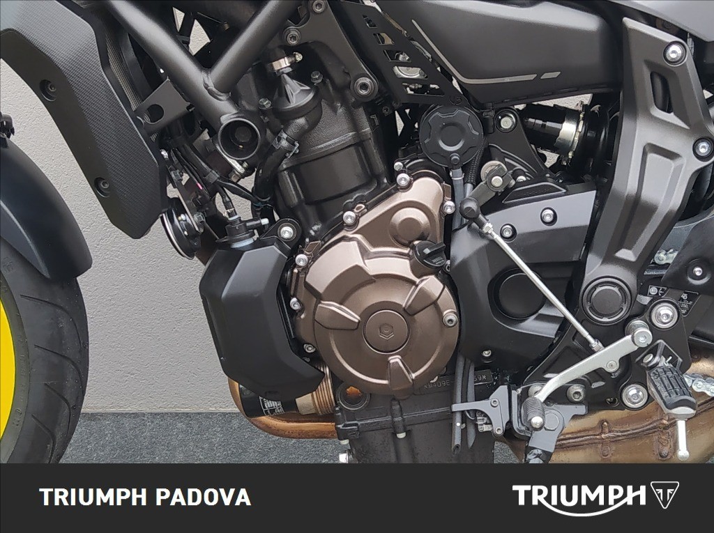YAMAHA MT-07 690 Abs