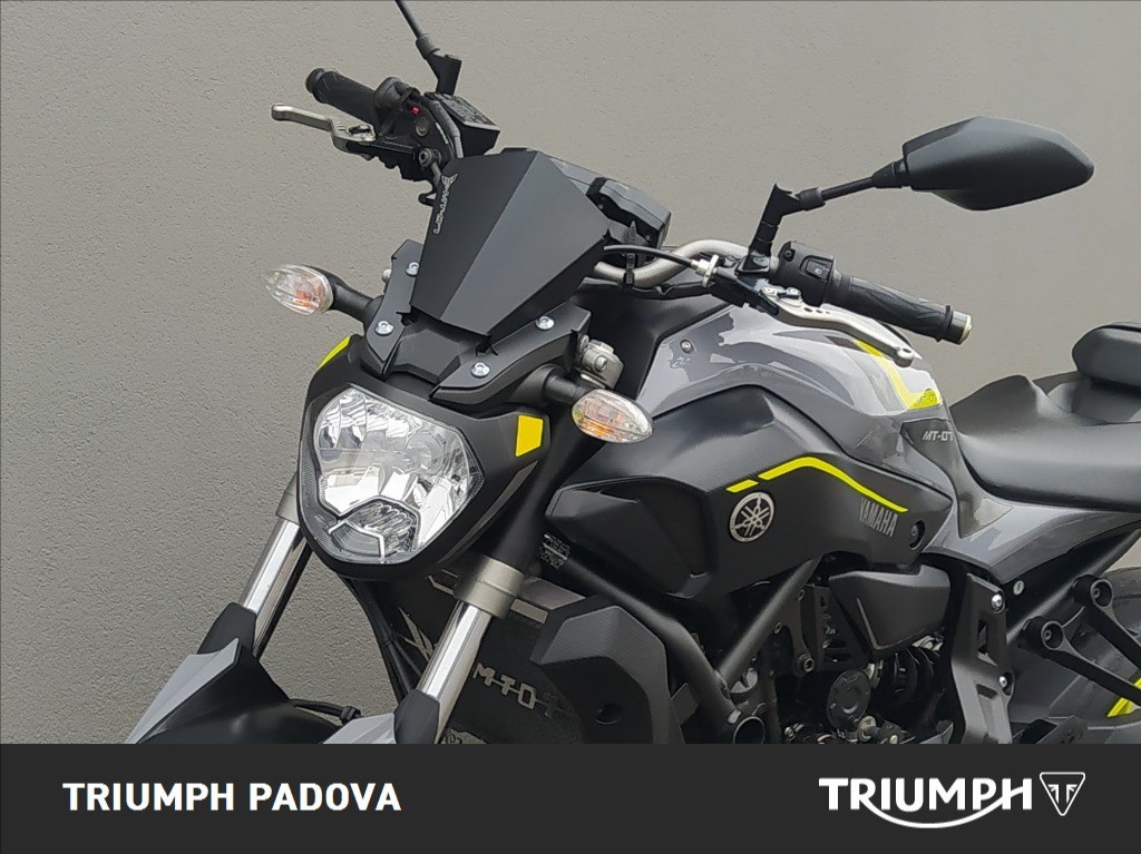 YAMAHA MT-07 690 Abs