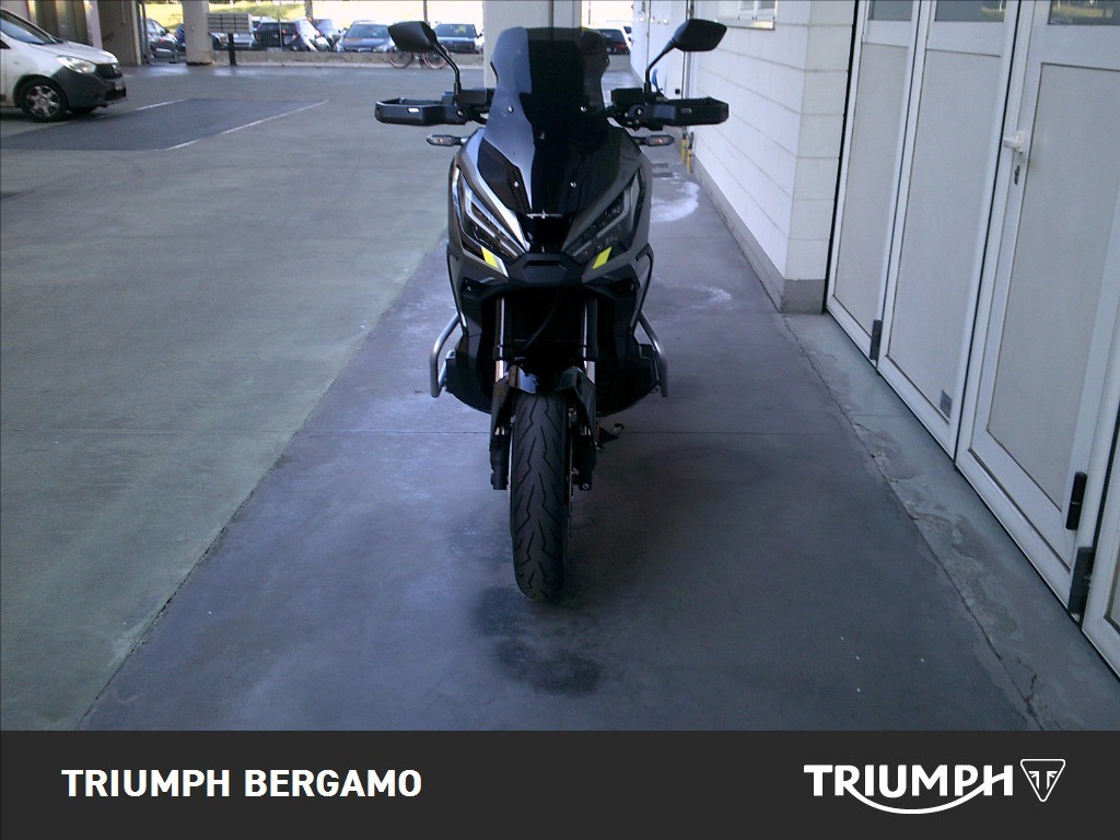 HONDA X-ADV 750 DCT Abs