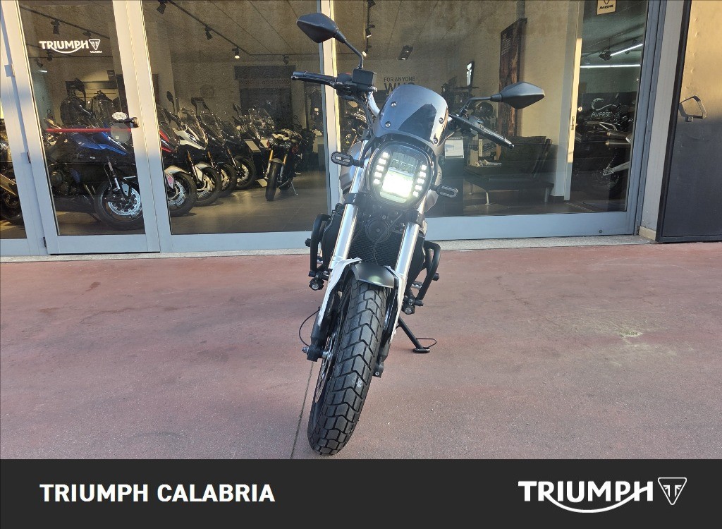 VOGE Trofeo 300 AC Abs E5