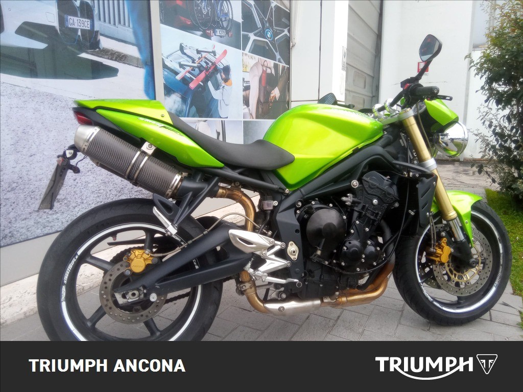 TRIUMPH Street Triple 675 