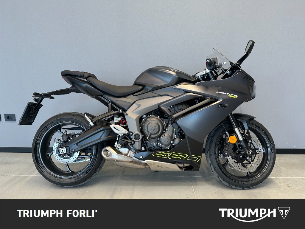 TRIUMPH Daytona 660 Abs