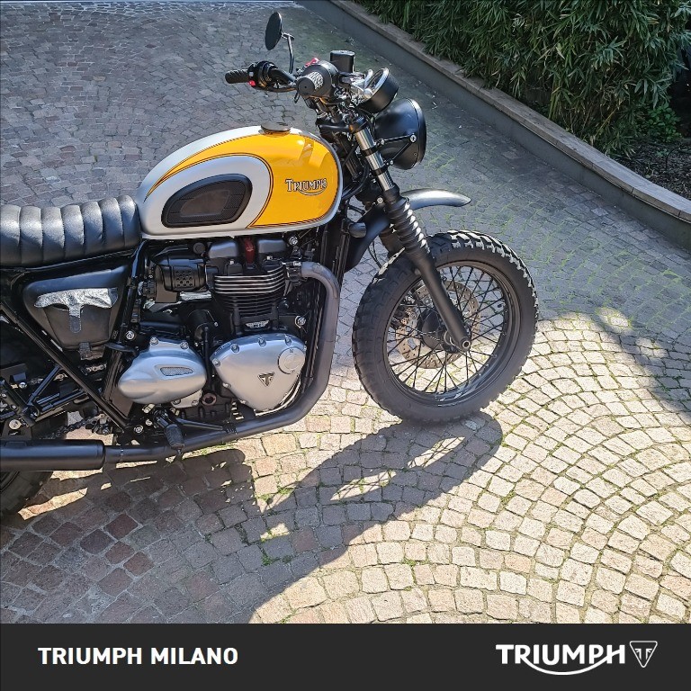 TRIUMPH Bonneville 900 T100 