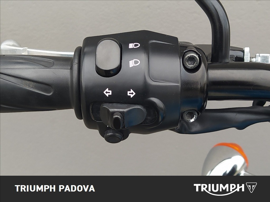 TRIUMPH Bonneville 865 T100 Spirit