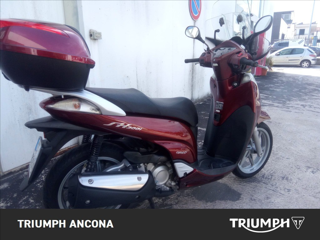 HONDA SH 300 