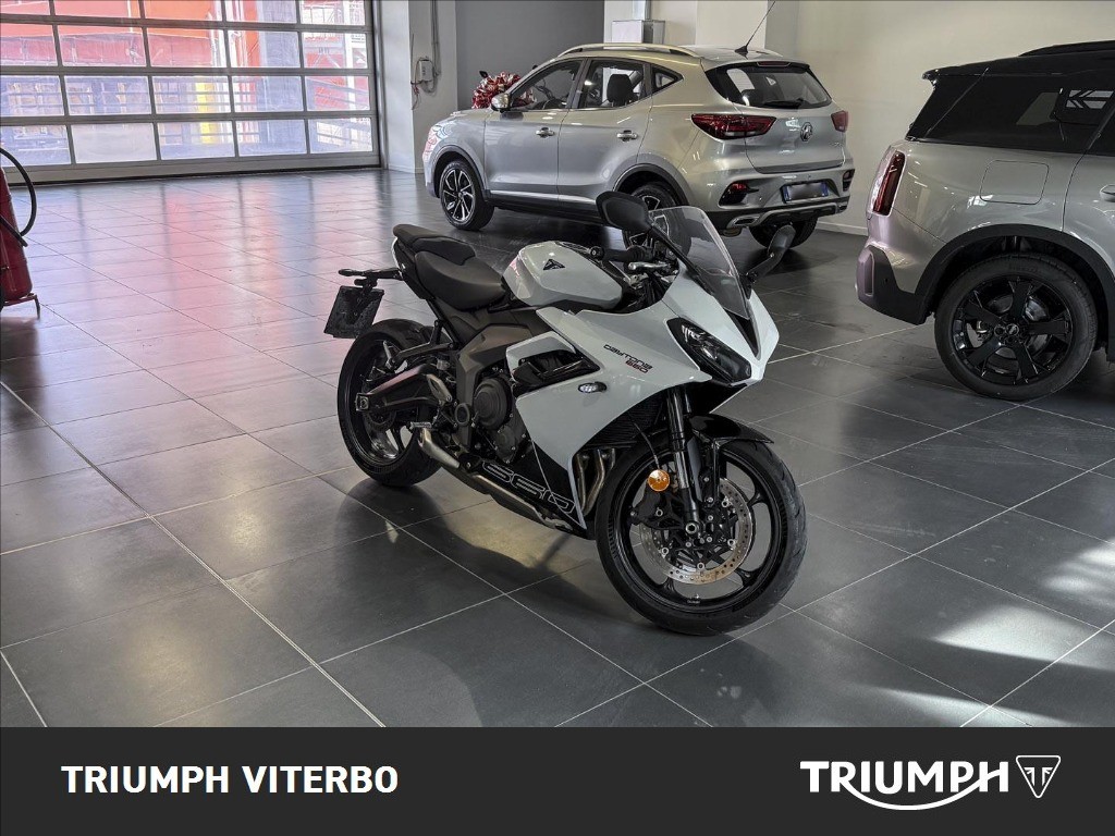 TRIUMPH Daytona 600 