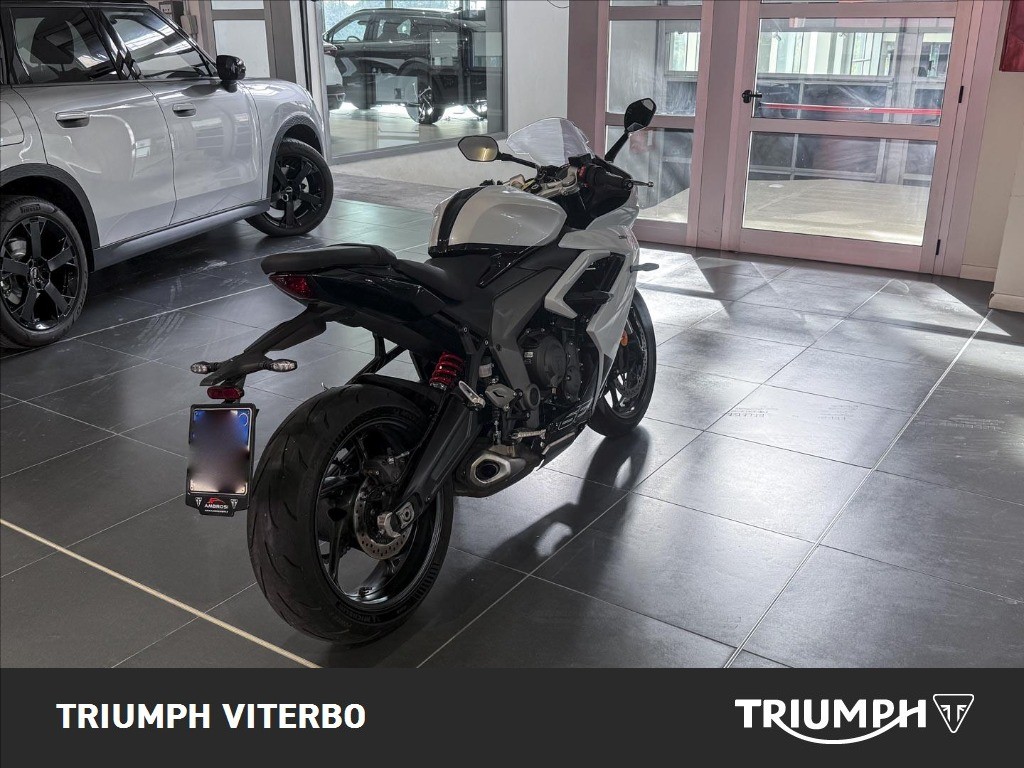 TRIUMPH Daytona 600 