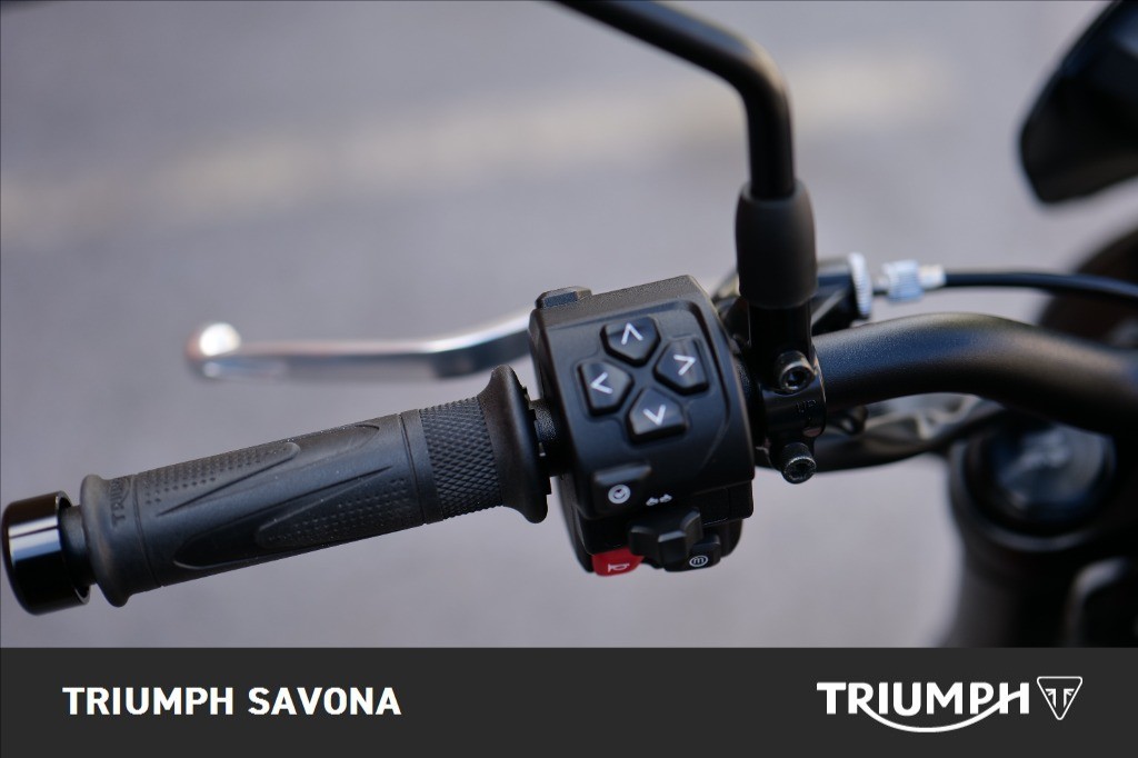 TRIUMPH Trident 660 Diablo Red / Sapphire Black Abs