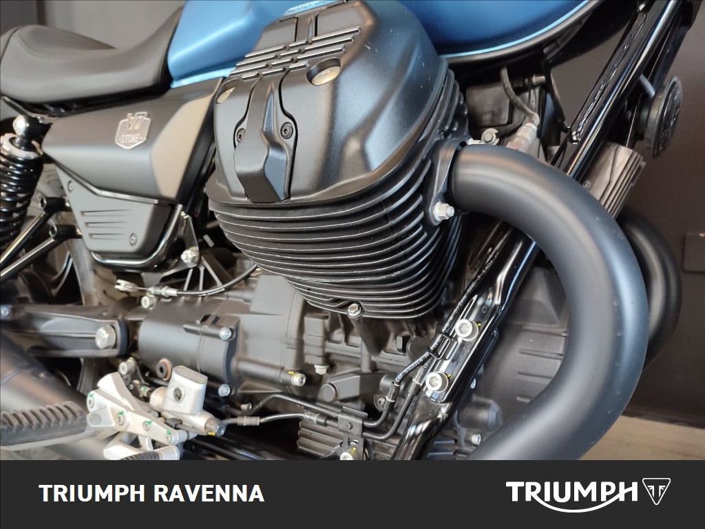 MOTO GUZZI V7 850 Stone Abs