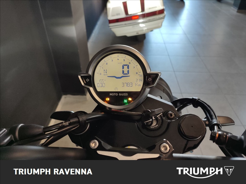 MOTO GUZZI V7 850 Stone Abs