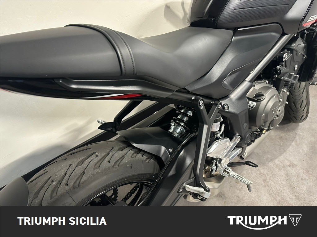 TRIUMPH Trident 660 Jet Black Abs
