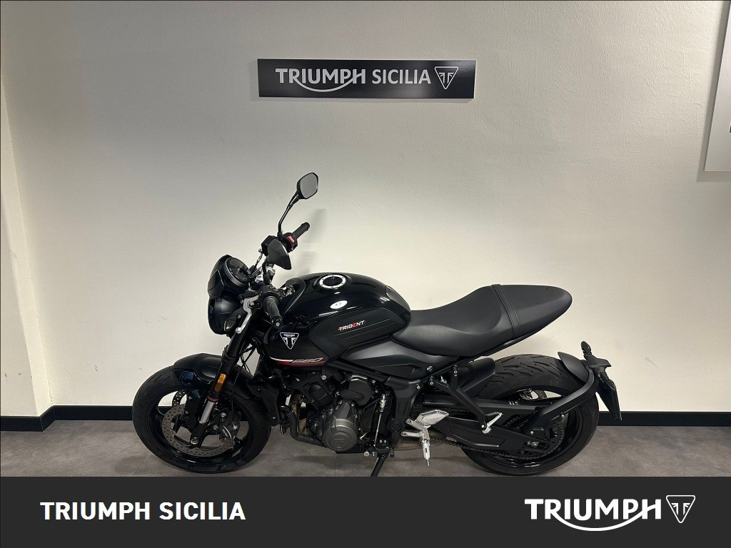 TRIUMPH Trident 660 Jet Black Abs #3