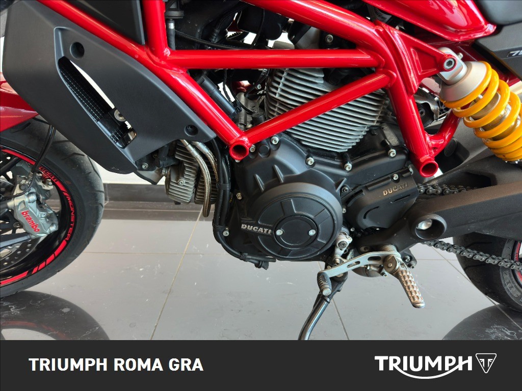 DUCATI Monster 797 plus Red