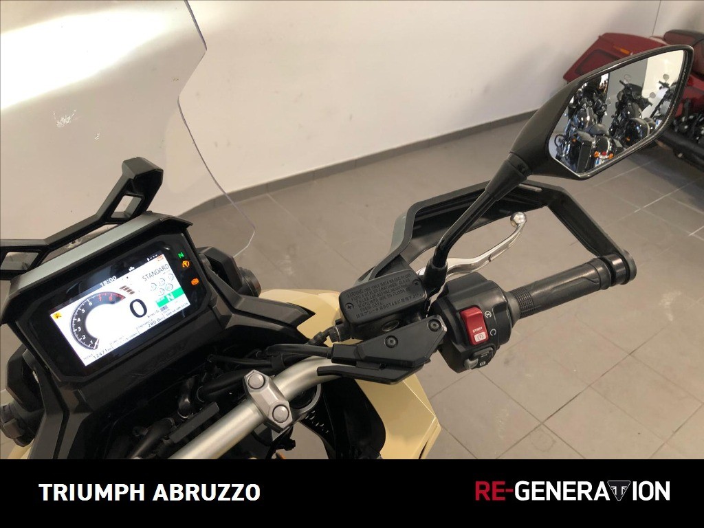 HONDA X-ADV 750 DCT Abs