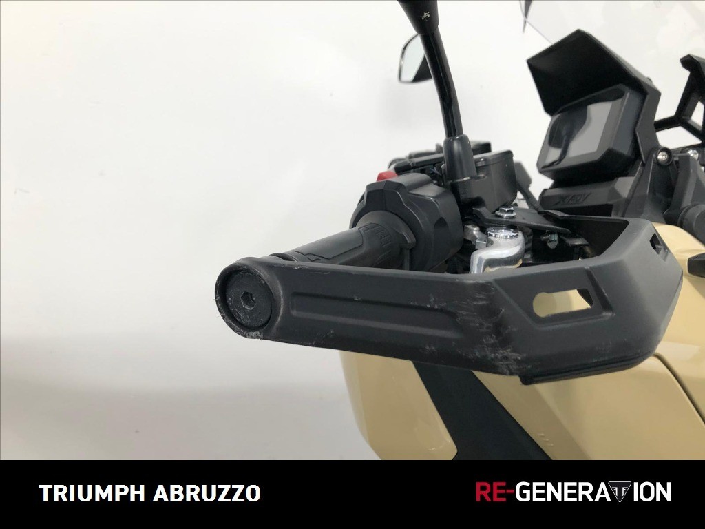 HONDA X-ADV 750 DCT Abs