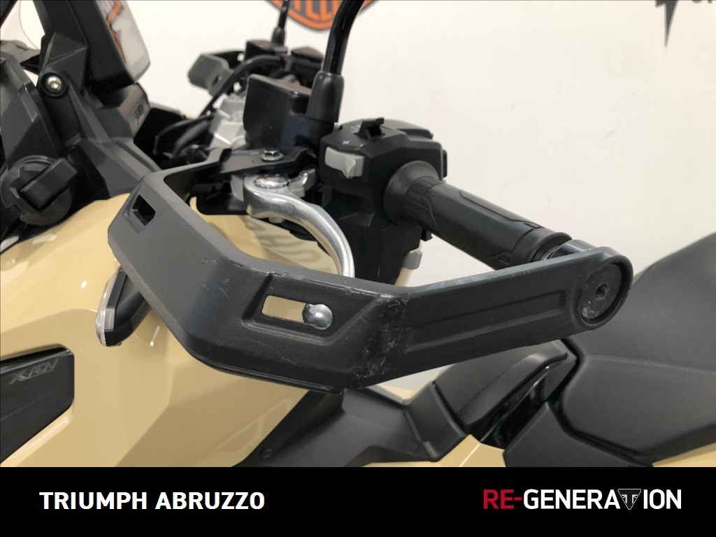 HONDA X-ADV 750 DCT Abs