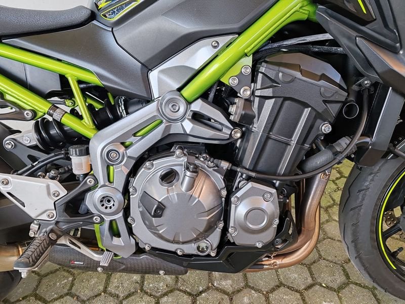 KAWASAKI Z 900 Performance