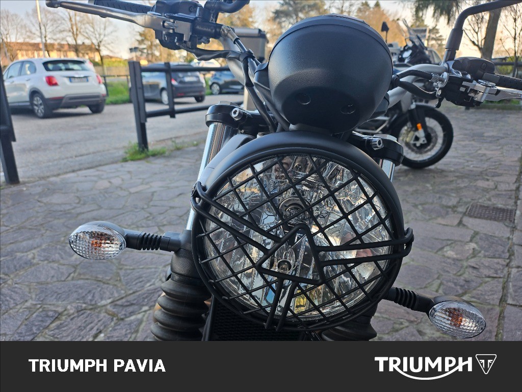 TRIUMPH Street Scrambler 900 