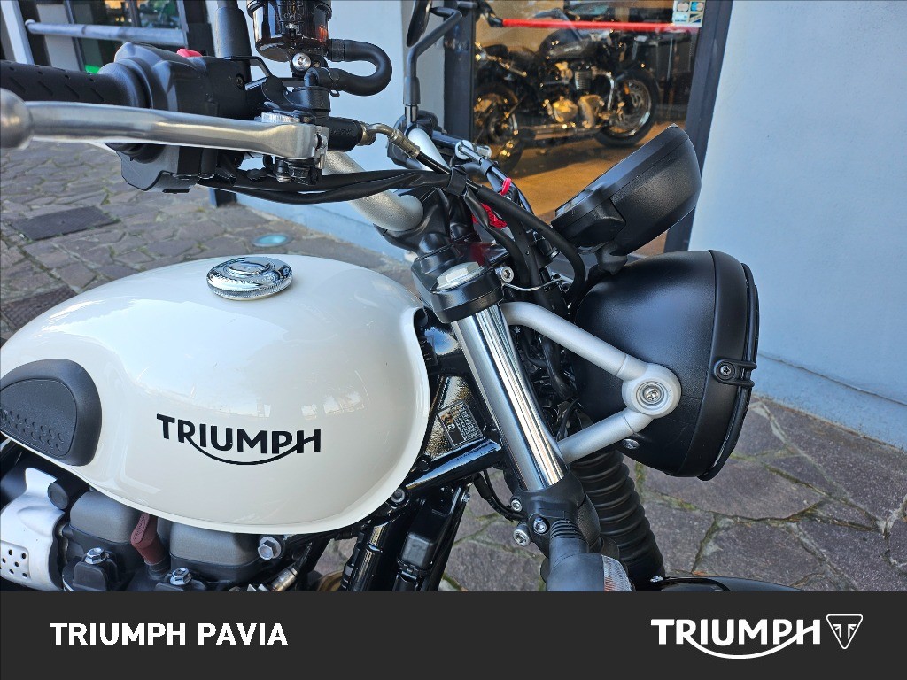TRIUMPH Street Scrambler 900 
