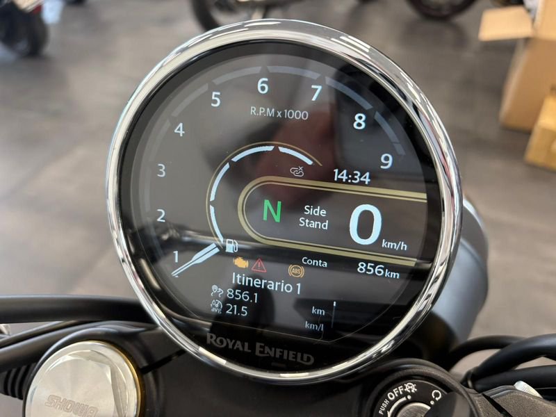 ROYAL ENFIELD Interceptor Bear 650 Mid Abs