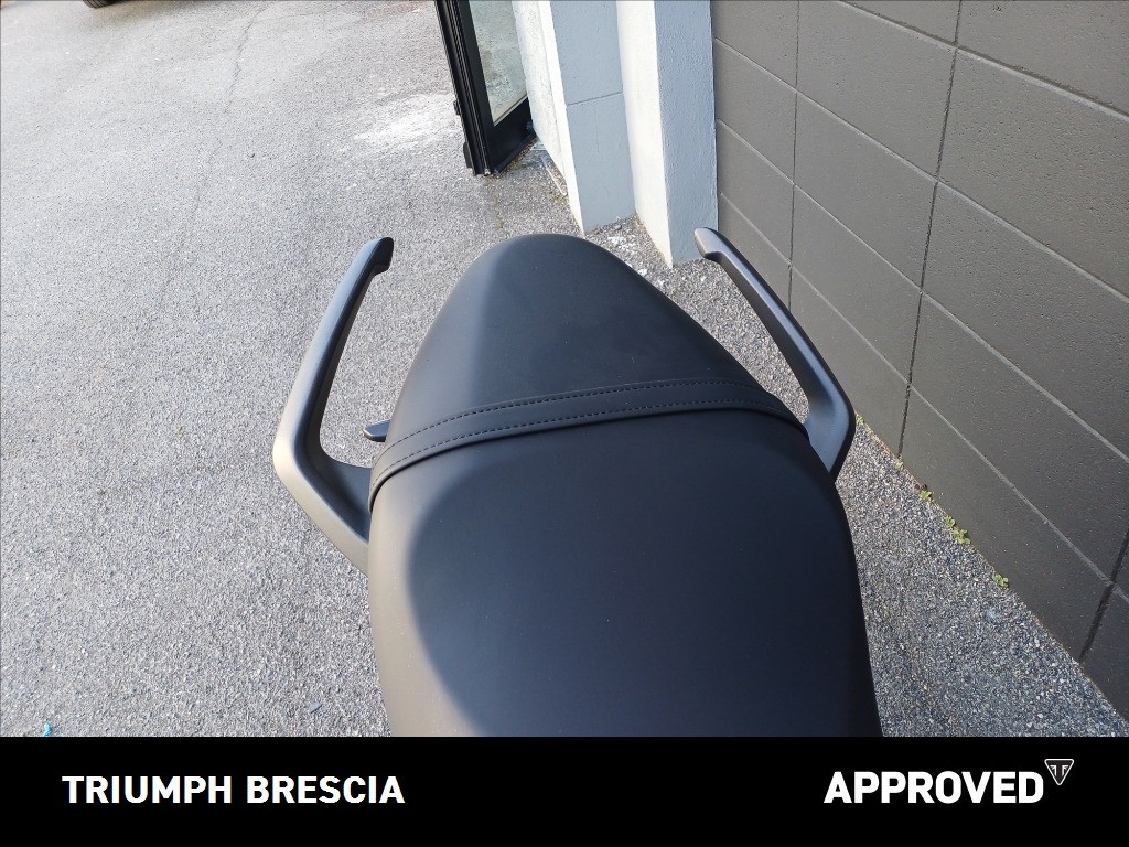 TRIUMPH Trident 660 Triple Tribute Abs #6