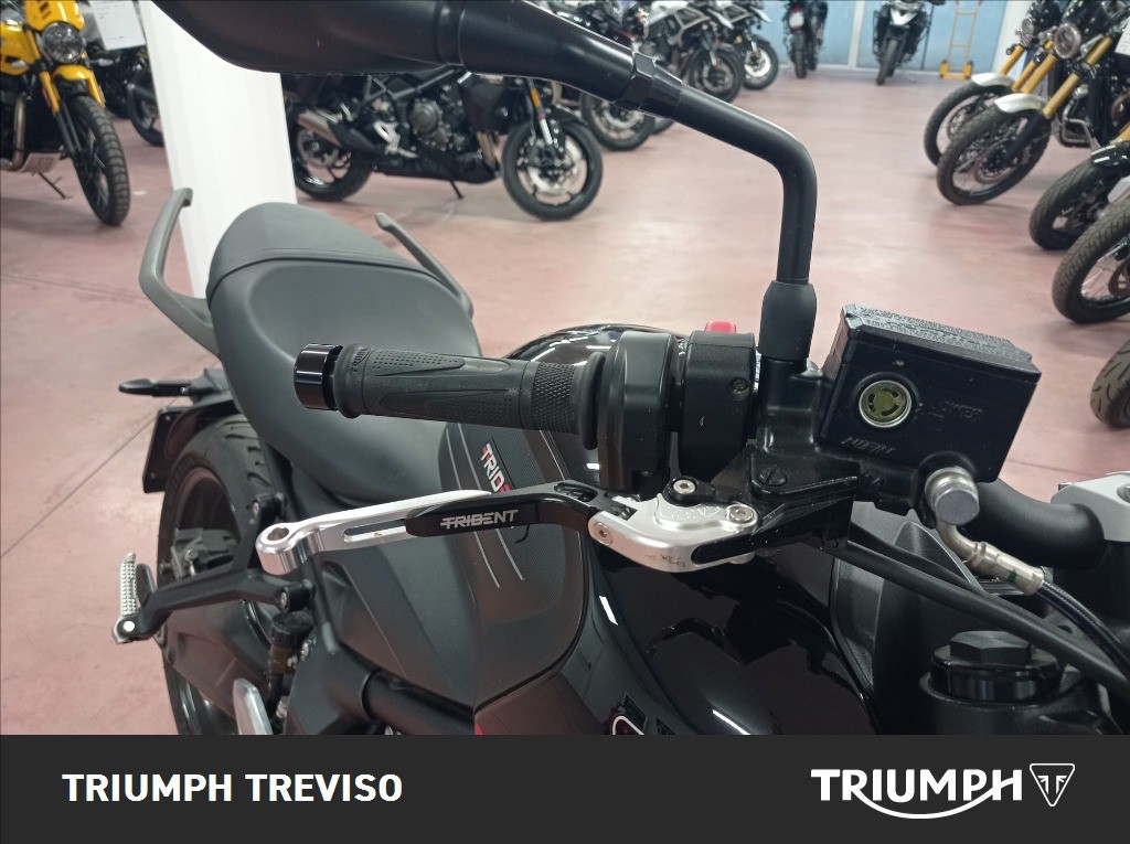 TRIUMPH Trident 660 Abs #3