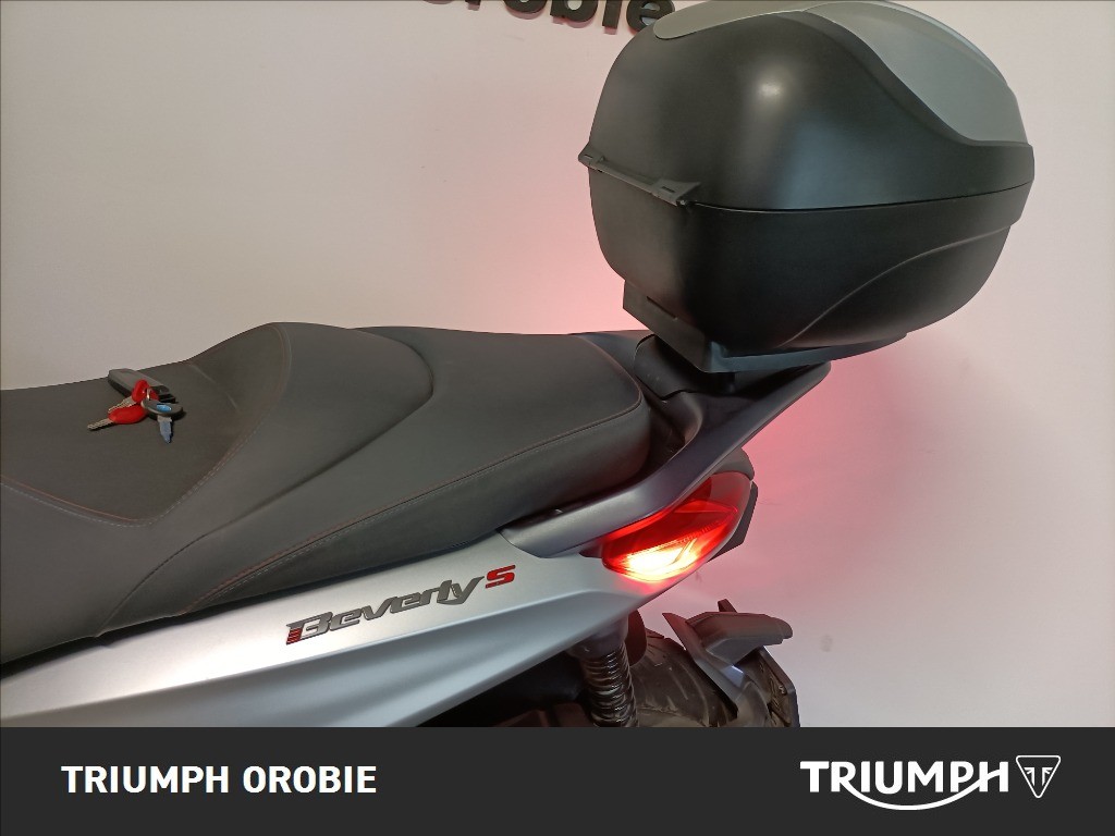 PIAGGIO Beverly 400 hpe S abs-asr