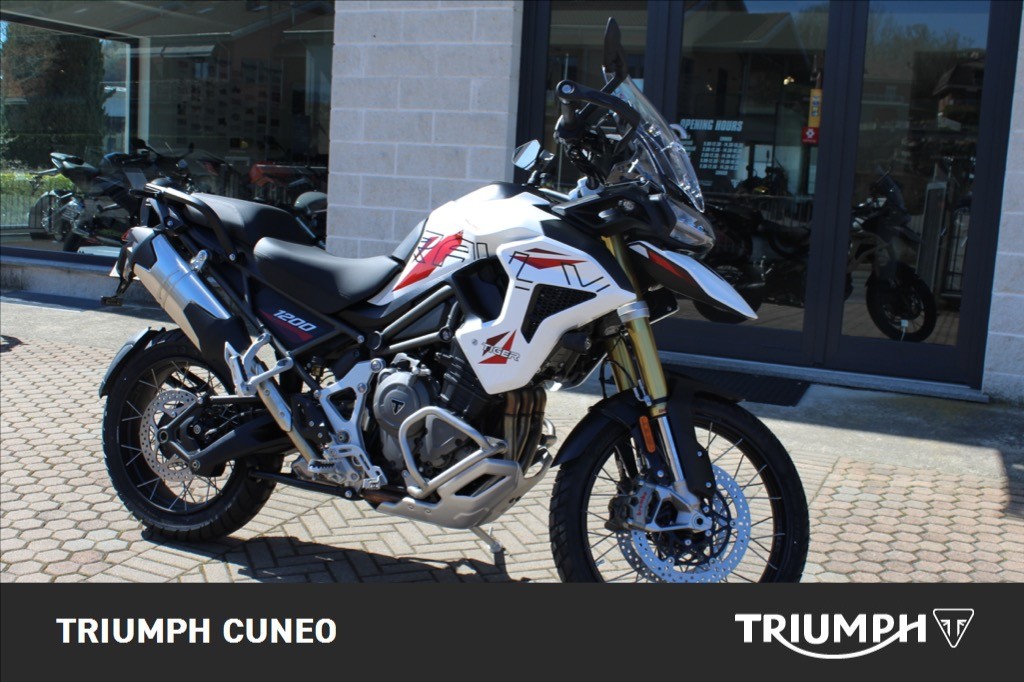 TRIUMPH Tiger 1200 Desert Edition