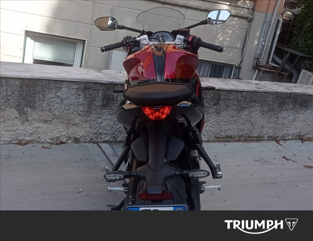 TRIUMPH Daytona 660 Abs #2