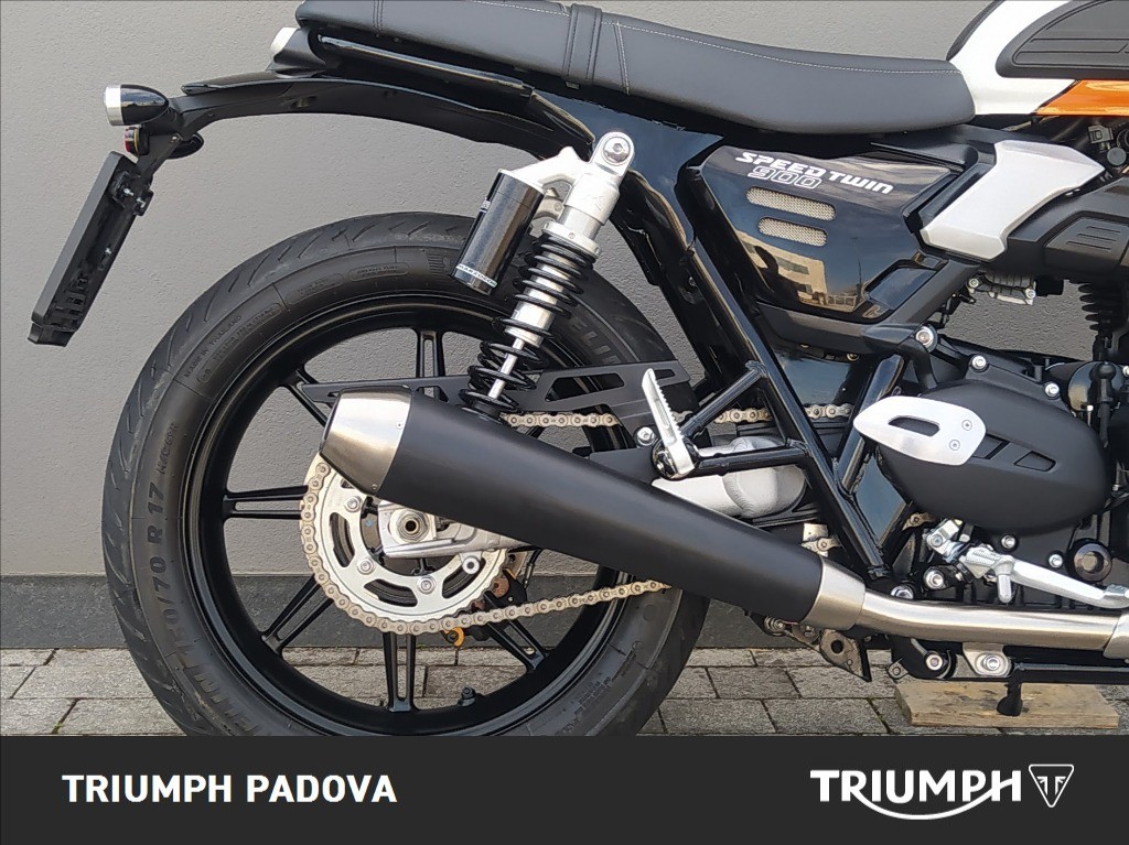 TRIUMPH Speed Twin 900 Pure White/Blue/Orange Abs