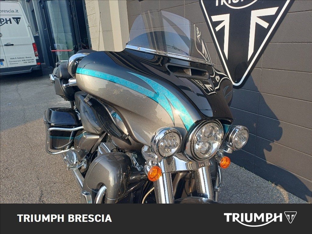 HARLEY-DAVIDSON CVO 1800 Ultra Limited 