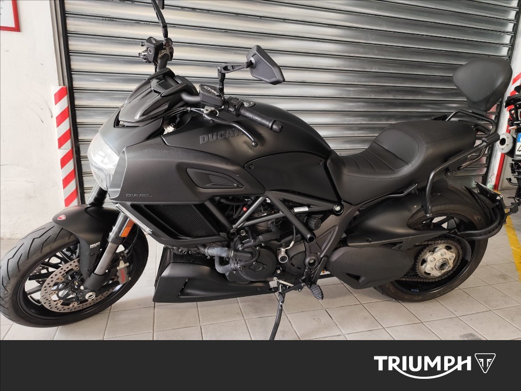 DUCATI Diavel 1199 Dark